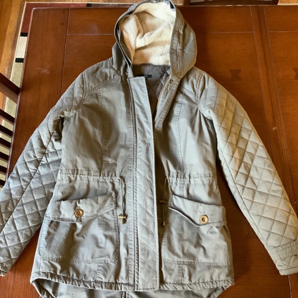 Quinn Green/Gray Coat - Picture 2 of 6